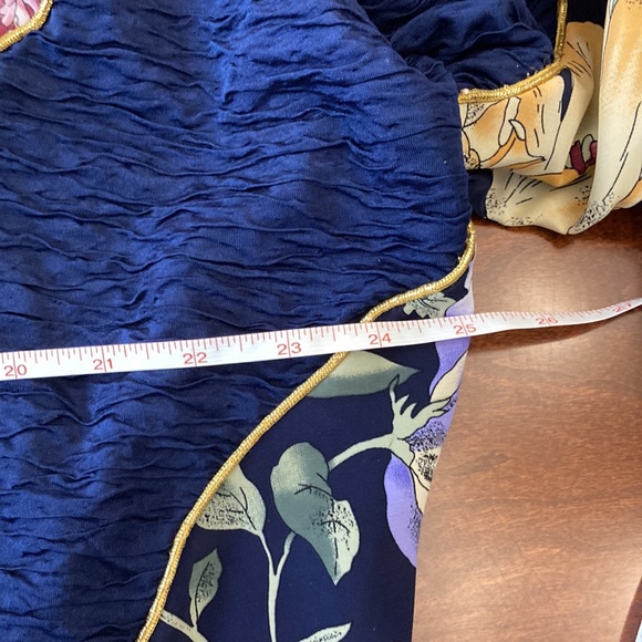 Vintage Wind Breaker by Silver Threads - Picture 10 of 10